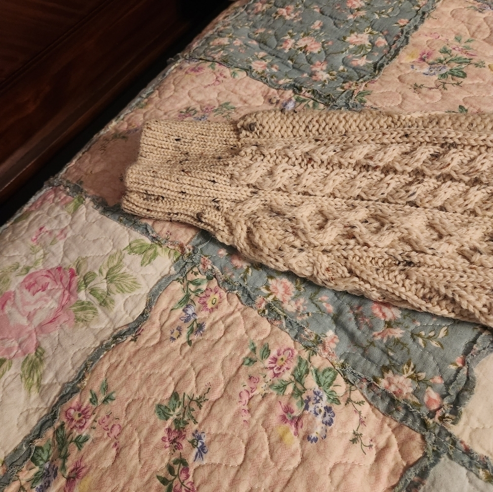Callan Wool Sweater NWOT - Picture 13 of 16